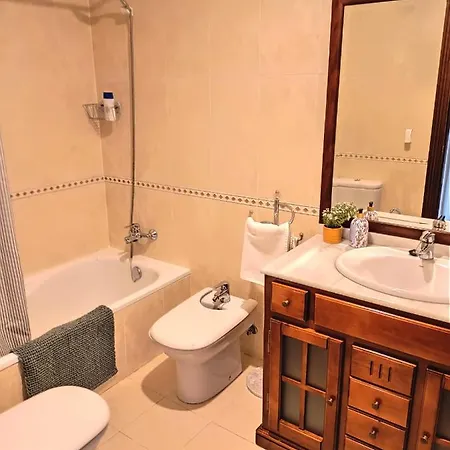 La Eria I, Muy Soleado, Wifi, Garaje, 15 Min A Pie Al Centro - Vut-5781-as Oviedo